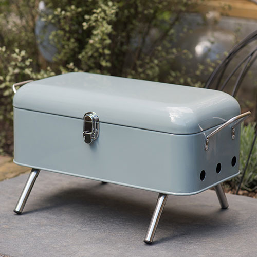 Verleiden gaan beslissen dramatisch Waitrose 1950s-style portable barbecue - Retro to Go