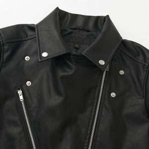 Retro style: Classic biker jacket for women at Uniqlo