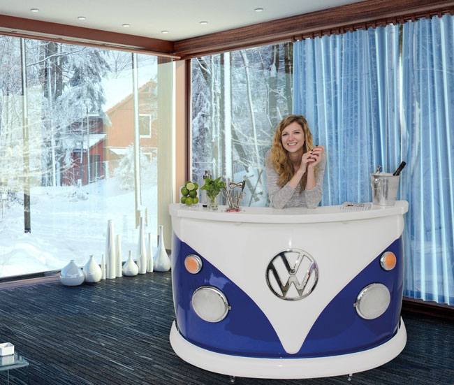 VW style: Volkswagen T1 Bus home bar 